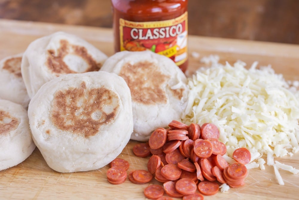 Ingredients for English Muffin Pizza recipe