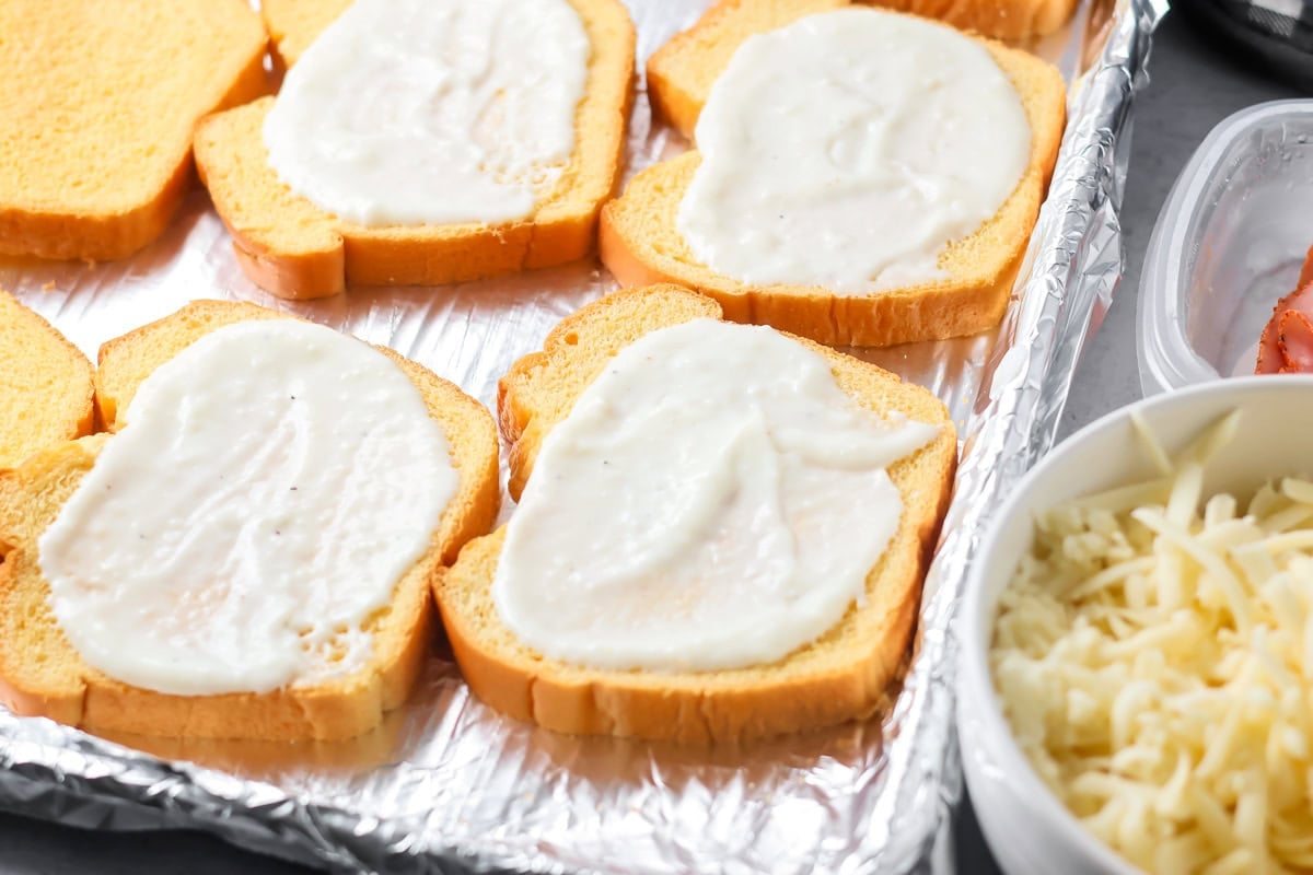 Bechamel sauce spread onto bread.