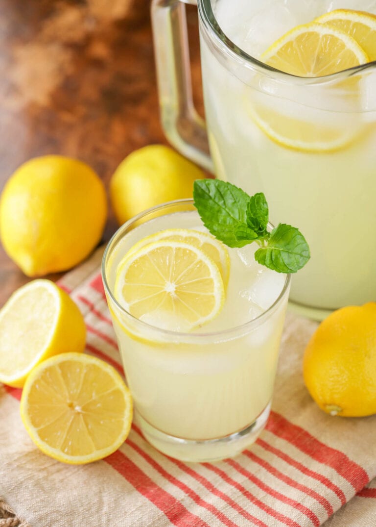 The BEST Homemade Lemonade Recipe Lil' Luna