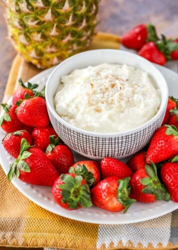 Pina Colada Fruit Dip {Quick, Easy + Yummy!} | Lil' Luna