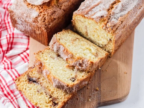 Amish Friendship bread recipe sliced on cutting board.