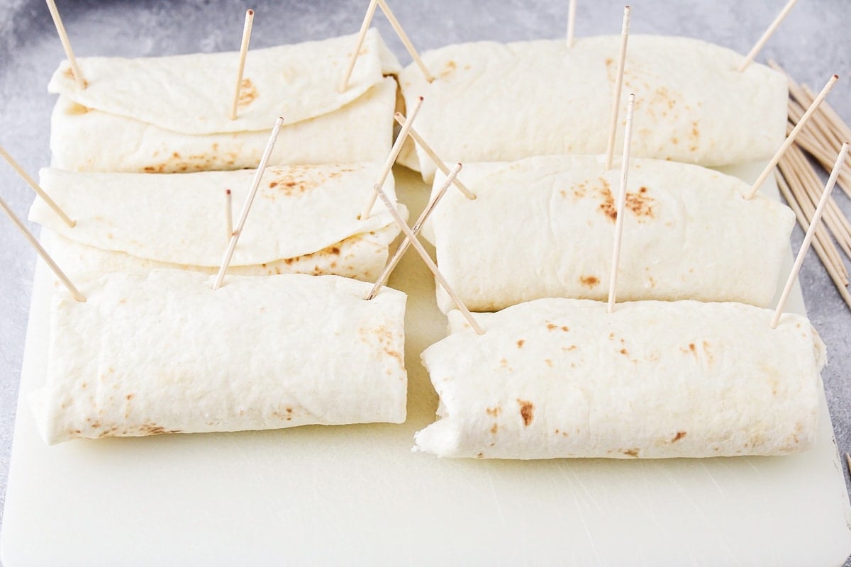Tortillas rolled and filled with cheesecake