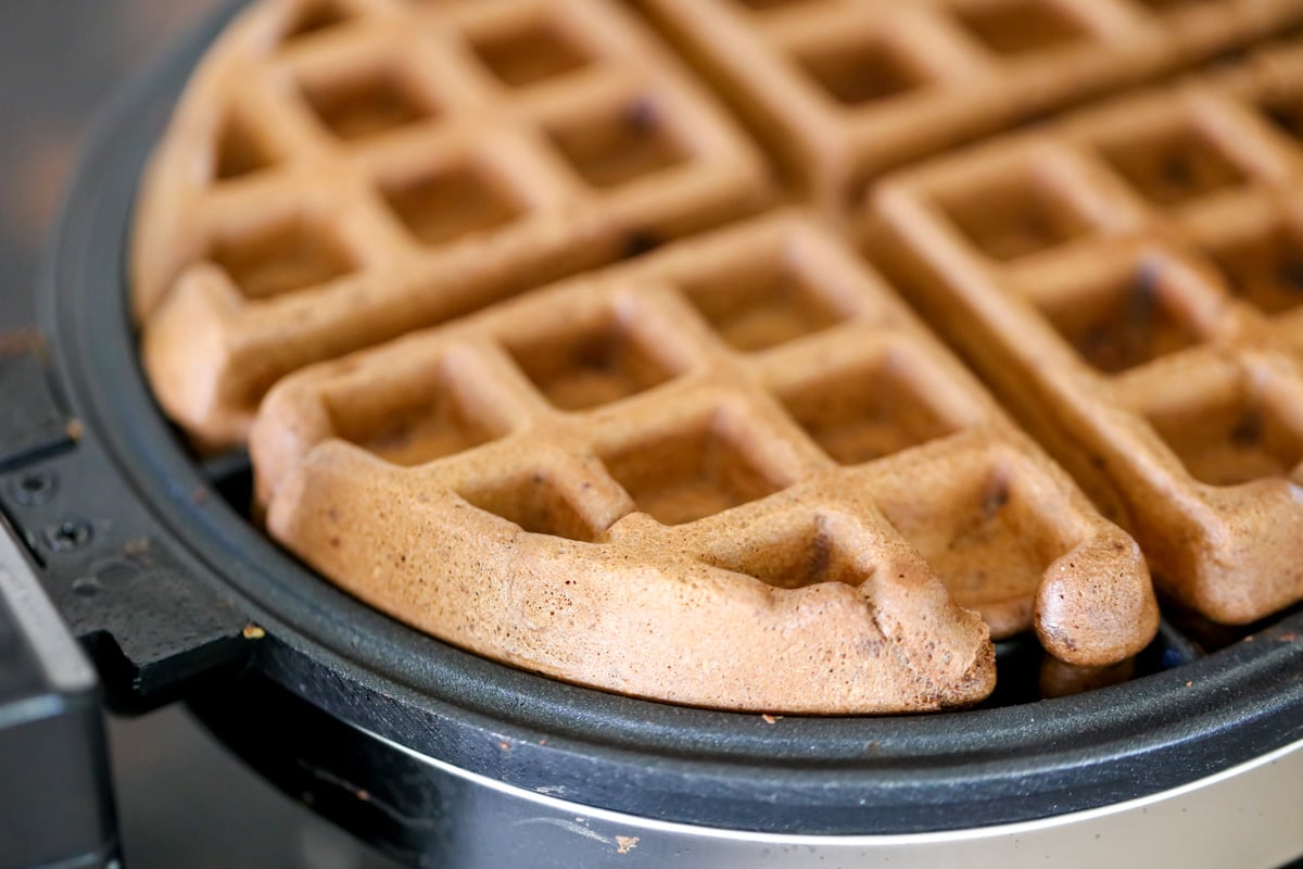 Cooking Chocolate waffles