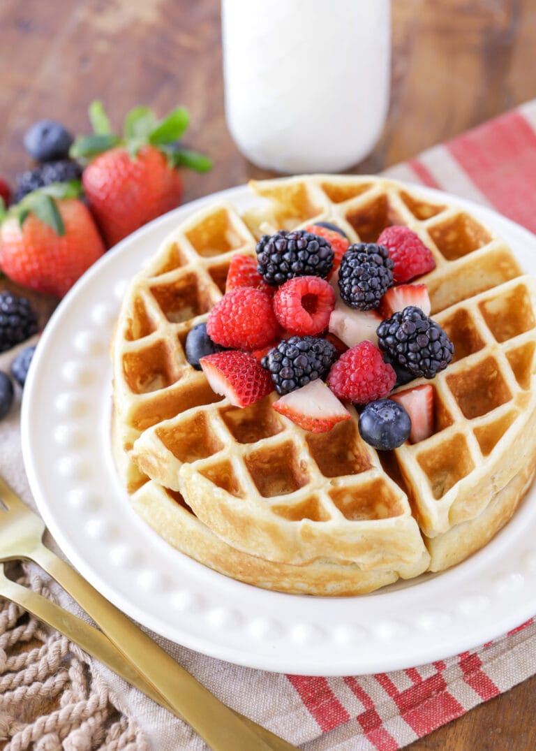 Homemade Belgian Waffles {+VIDEO} | Lil' Luna