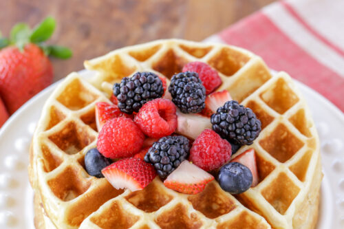 Homemade Belgian Waffles {+VIDEO} | Lil' Luna