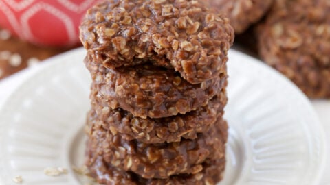 These Easy Keto Chocolate No Bake Cookie Bars Are A Must-Try