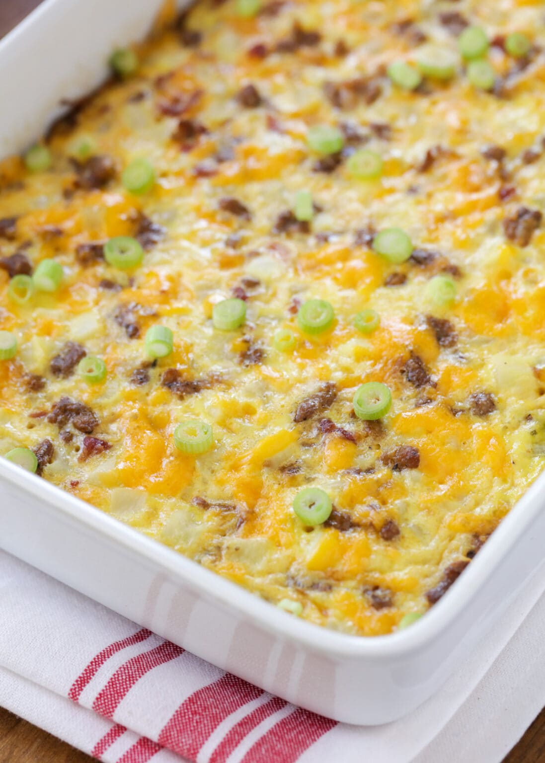 Cheesy Breakfast Potato Casserole {SO Easy! +VIDEO} Lil' Luna
