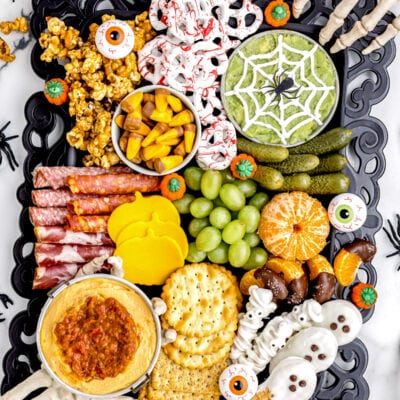 Halloween Charcuterie Board {Spooky + Delightful!} | Lil' Luna