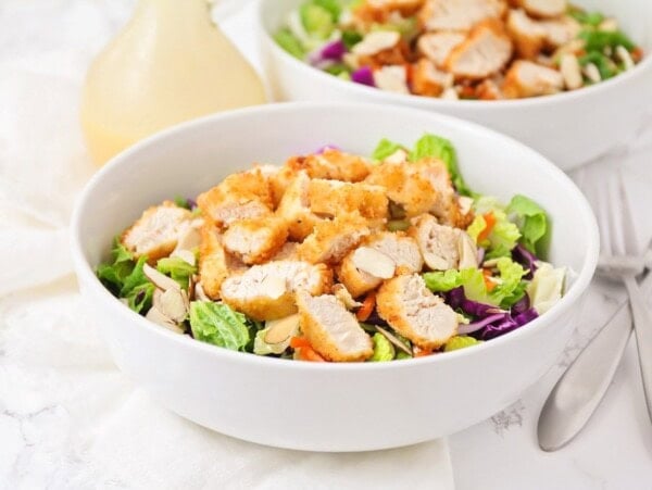 Applebee's Oriental chicken salad in a bowl.