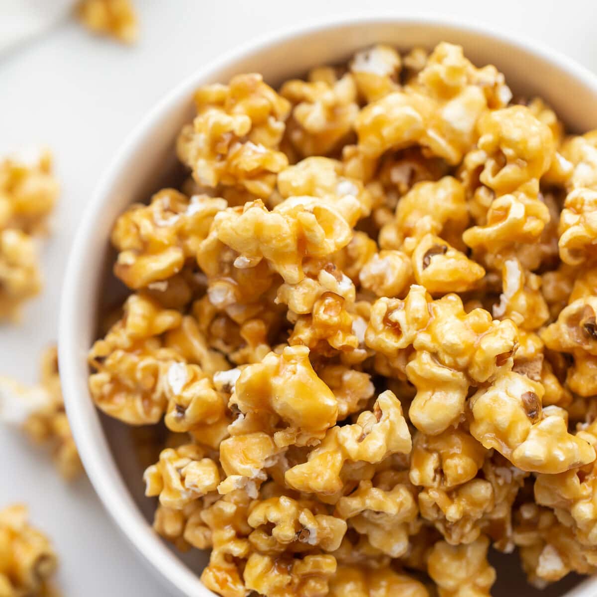 Easy Caramel Popcorn Recipe | Lil' Luna