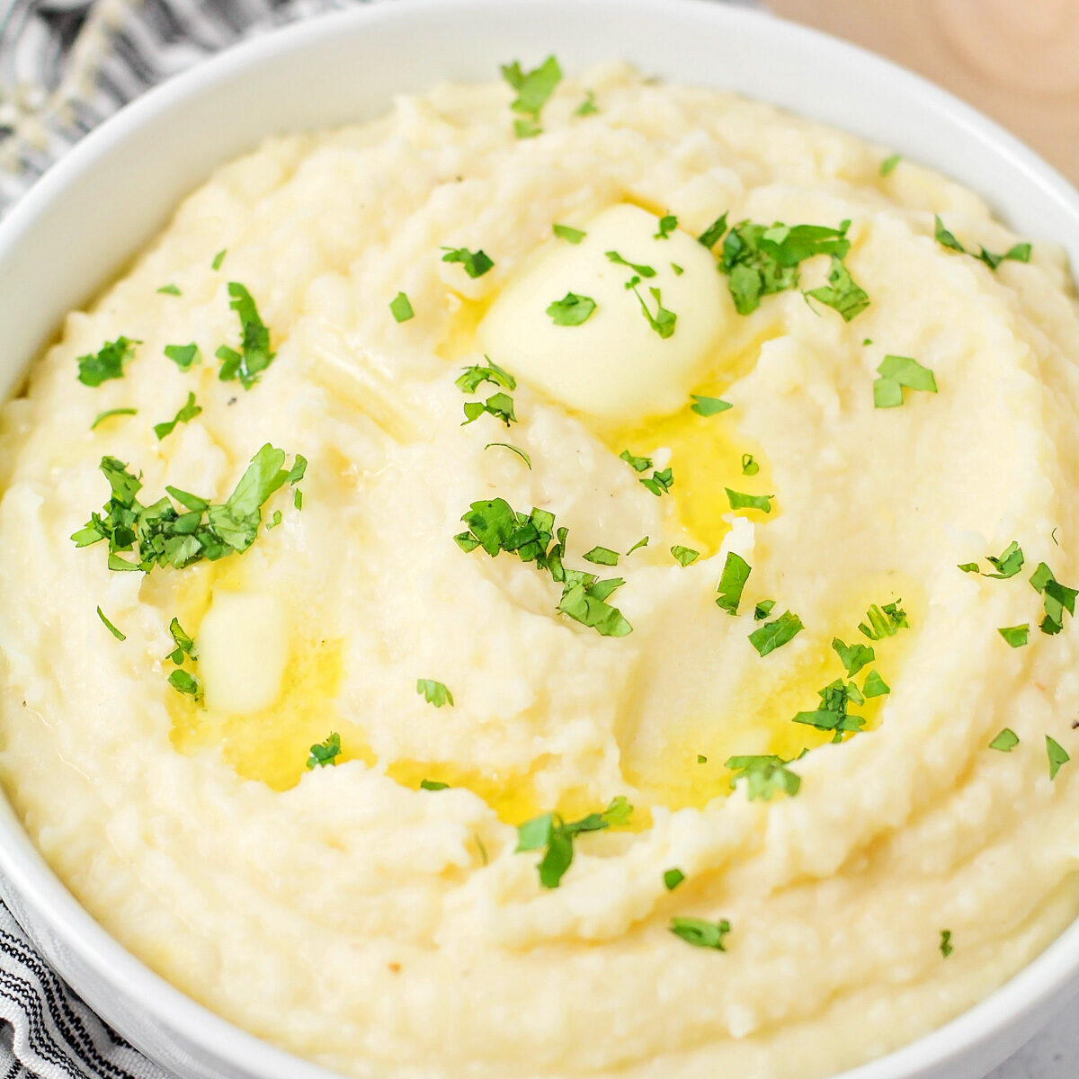 Easy Crock Pot Mashed Potatoes | Lil' Luna