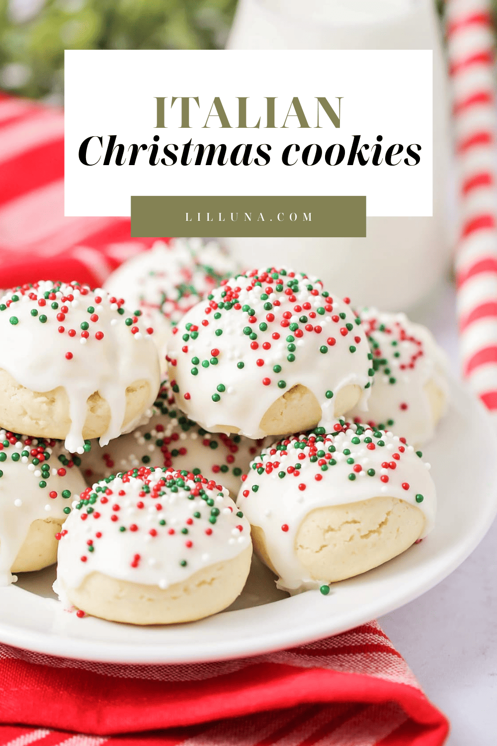 Classic Italian Christmas Cookies | Lil' Luna