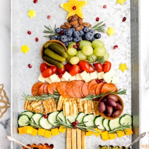 Festive Holiday Appetizer: Delicious Lit'l Smokies® Tree!