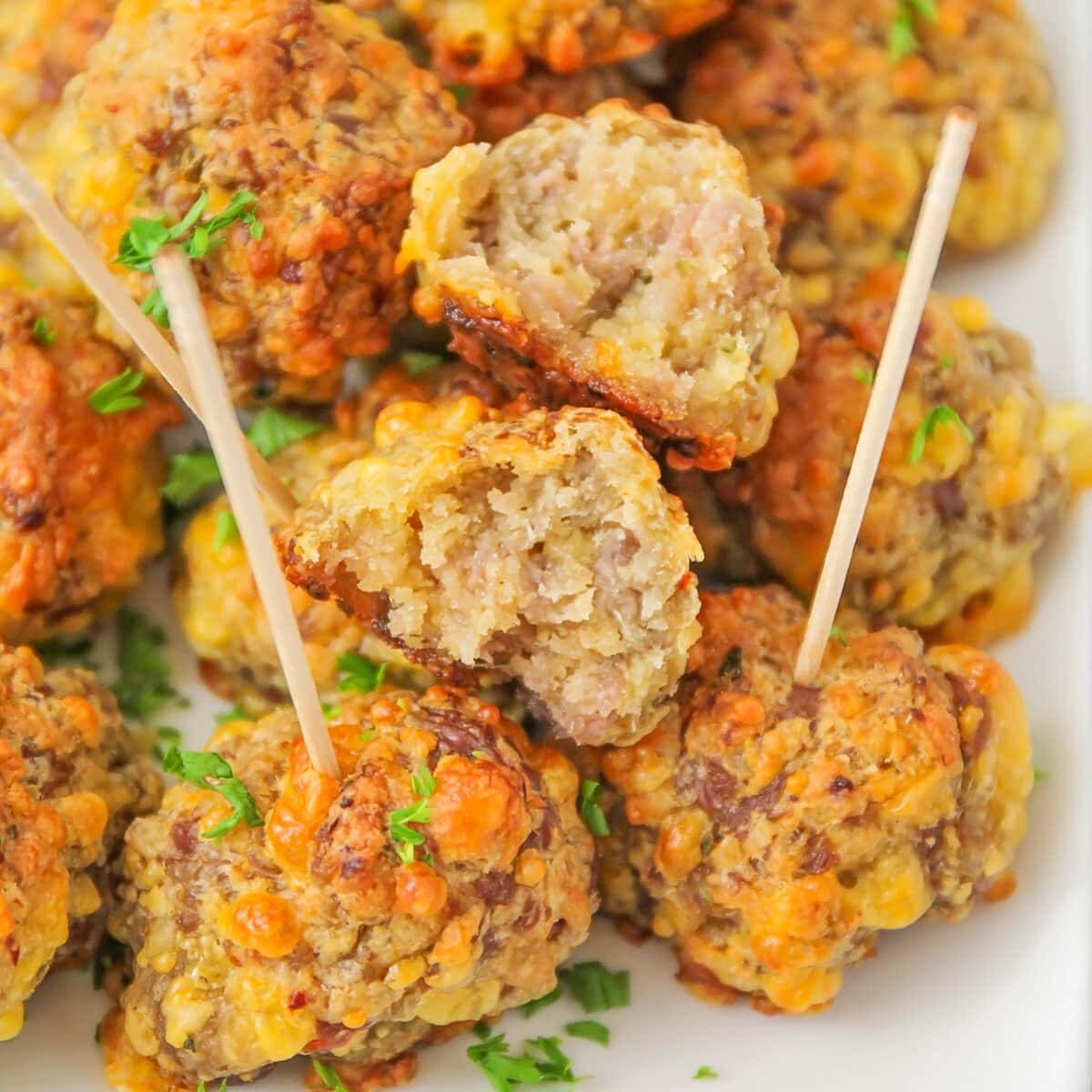 Sausage Balls {Made with Bisquick!} Lil' Luna