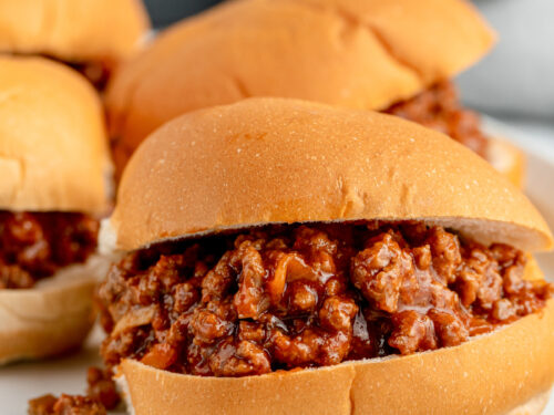 https://lilluna.com/wp-content/uploads/2023/01/sloppy-joes-final-resize-3-500x375.jpg