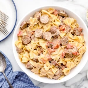 A bowl filled with chicken sausage pasta.