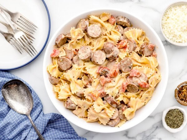 A bowl filled with chicken sausage pasta.
