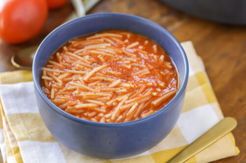 Sopa de Fideo {Just 5 Ingredients!} +VIDEO | Lil' Luna