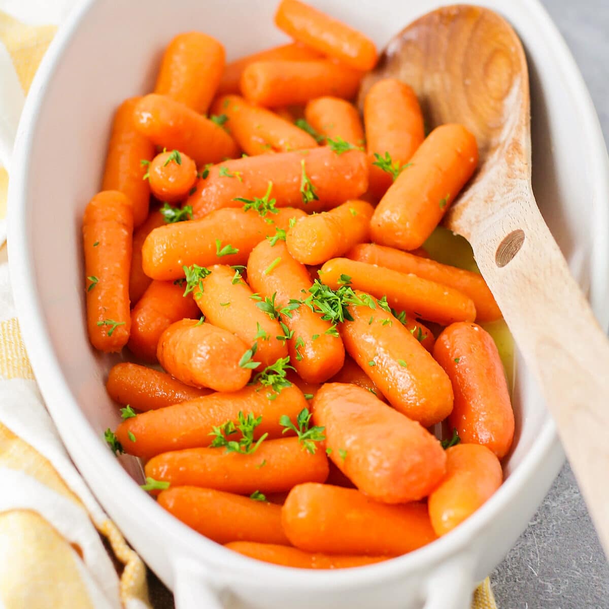 Honey Glazed Carrots Recipe | Lil' Luna