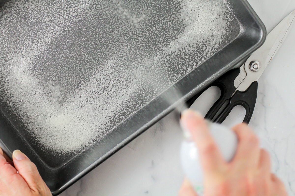 how to grease a baking pan without spray