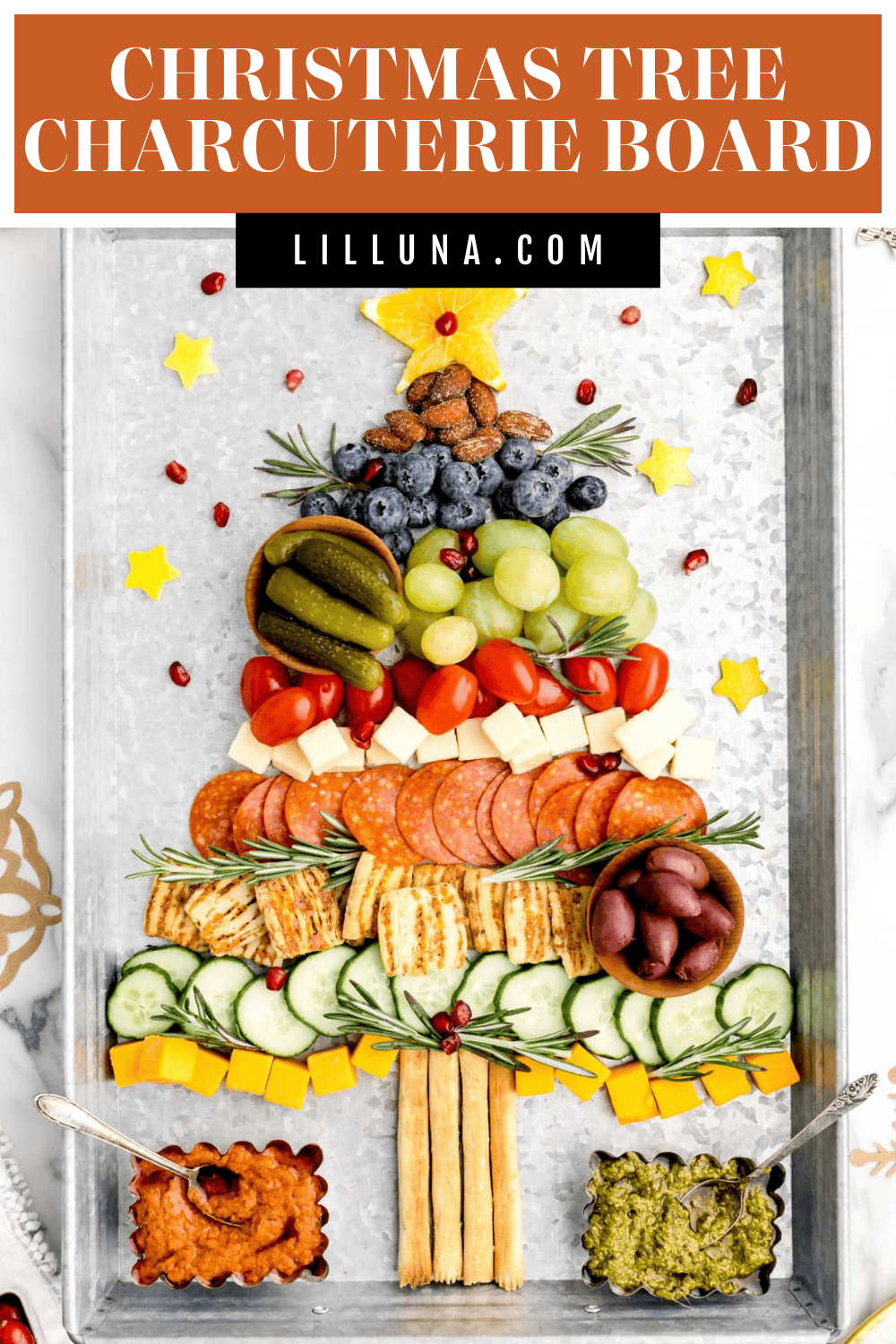 Christmas Tree Charcuterie Board | Lil' Luna