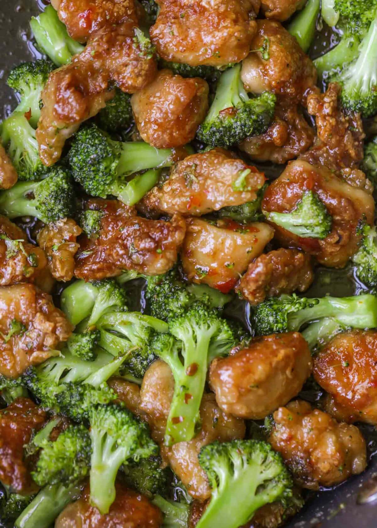 Close up image of General Tso's chicken recipe.