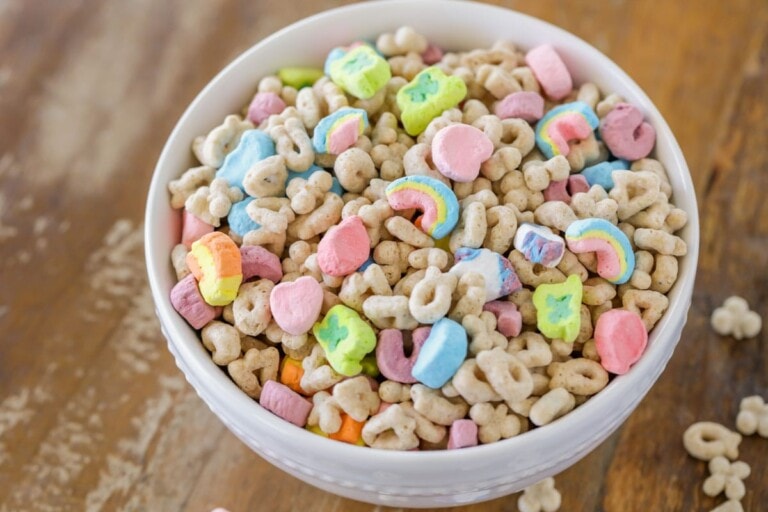 Lucky Charms Treats | Lil' Luna