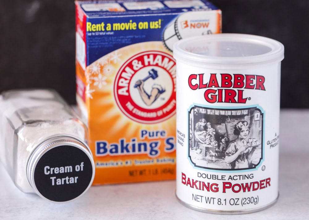 Baking powder substitute image - cream of tartar and baking soda.