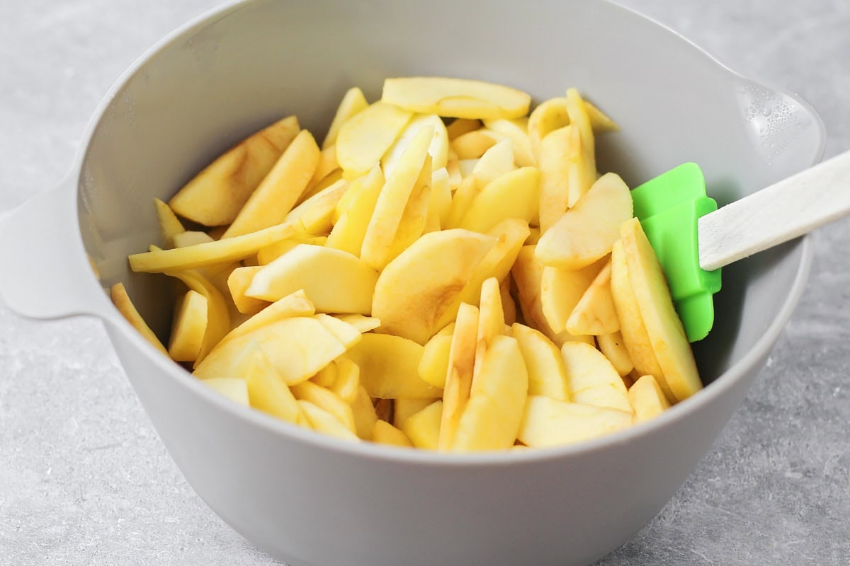 Sliced apples in a bowl.