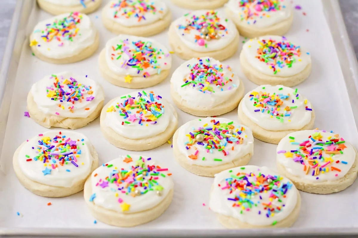 The Best Sugar Cookie Frosting - Lil' Luna
