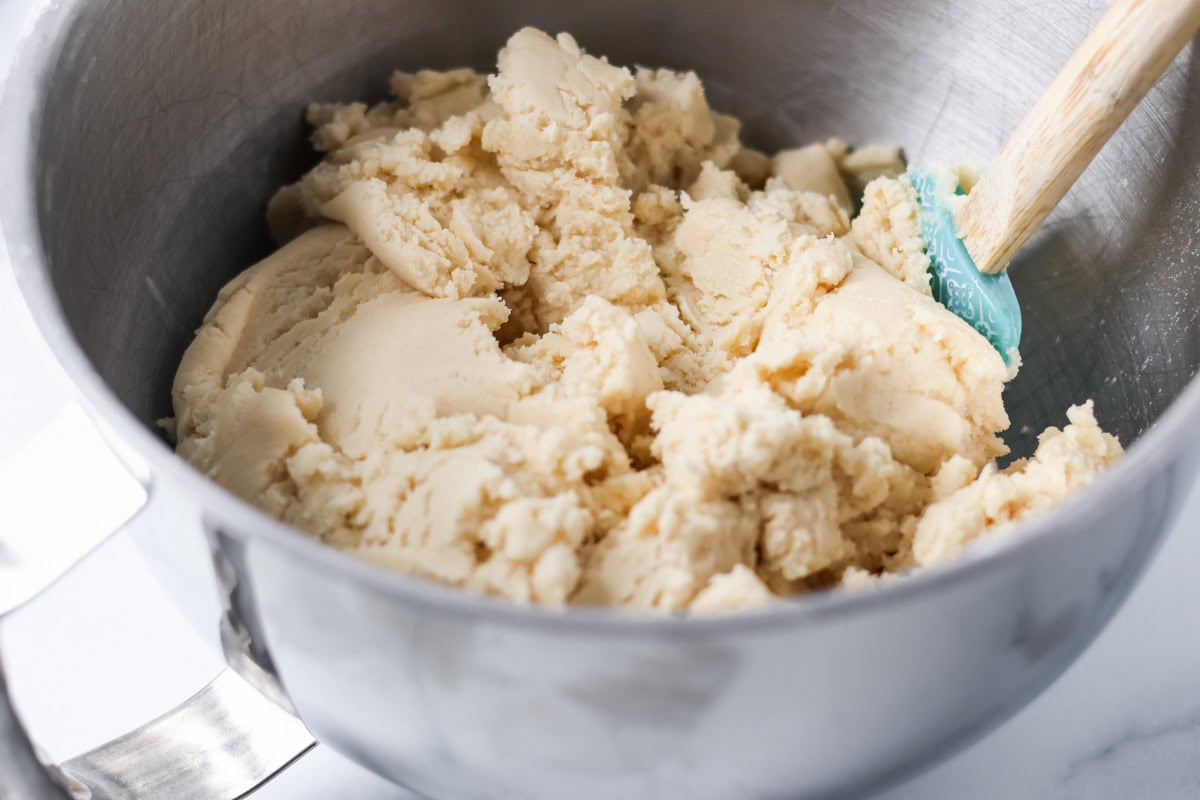 Swig cookie dough in mixing bowl.