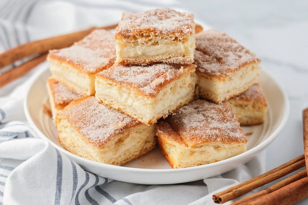 Churro Cheesecake Bars