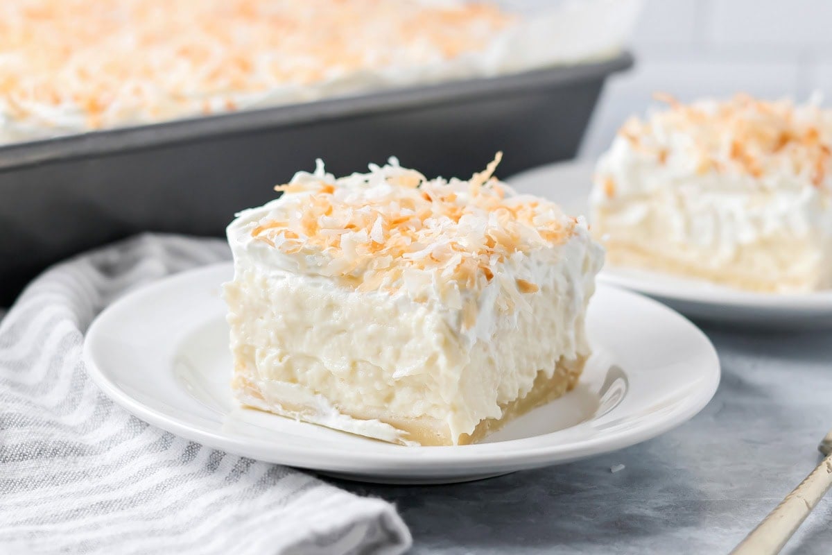 Coconut Cream Pie Bars Recipe