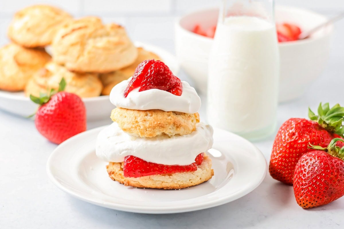 Shortcut Bisquick strawberry shortcake served on a white plate.